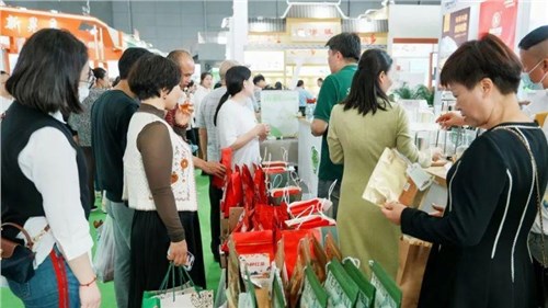 農(nóng)博現(xiàn)場(chǎng)丨連續(xù)24屆參展，這家茶企還能玩出什么花樣？