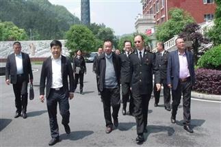 長沙海關(guān)深入集團白沙溪茶廠指導(dǎo)調(diào)研